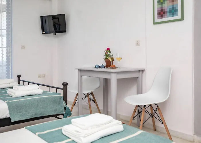 Hippocampus 2 Min Walk From The