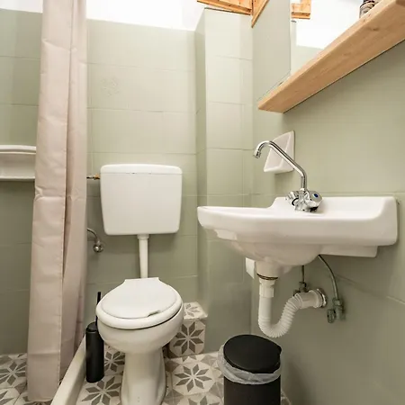 Hippocampus 2 Min Walk From The * Μουτσούνα