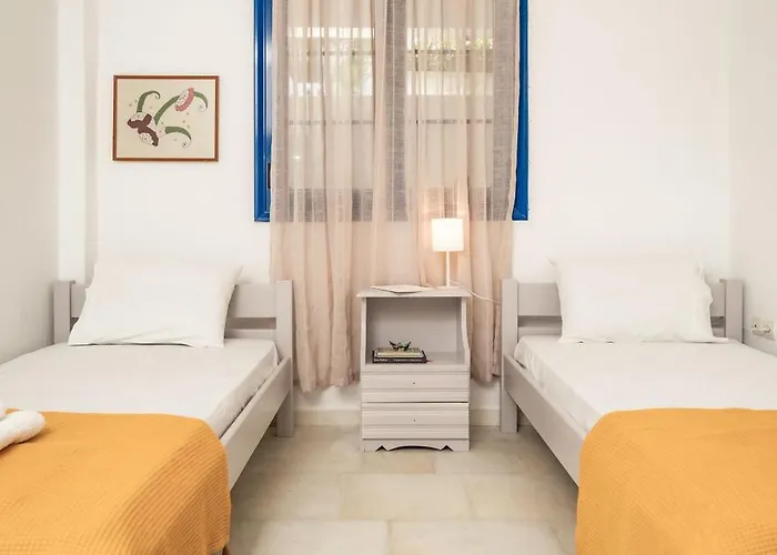 Hippocampus 2 Min Walk From The 公寓 Moutsoúna